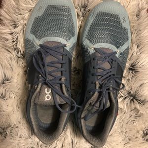 Cloudtec running shoes